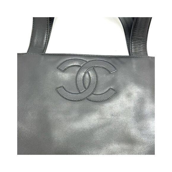 Pre Loved Chanel Logo CC Women Black Tote Bags - Picture 3 of 8